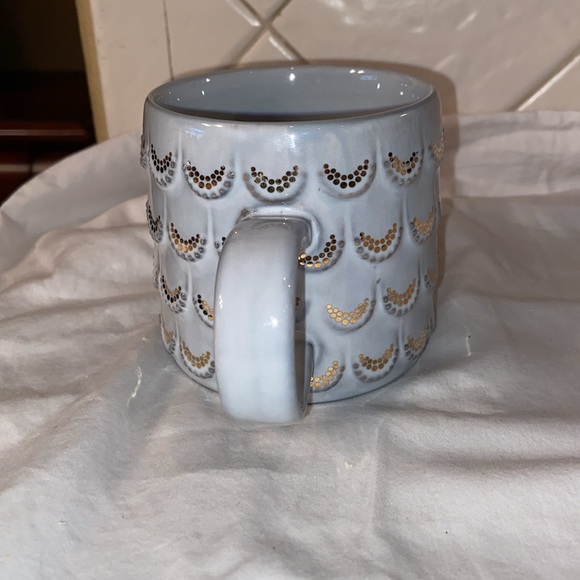 Like new Starbucks Anniversary 2016 Mermaid Scales Mug - Picture 2 of 8